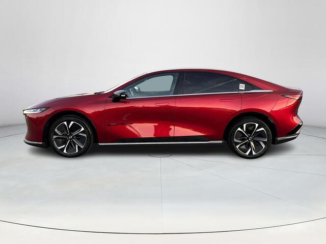 Mazda 6 6e Takumi Long Range 80 kWh | Dit jaar nog rijden 17% bijtelling | Zwart leder | 360 Camera | Geheugenstoelen | Panorama Dak | Headupdisplay | Adaptieve Cruise control | Sony premium audio | Dodehoeksensoren |