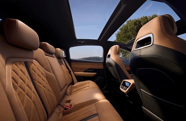 Mazda 6 6E Takumi Plus 258pk / 68.8 kWh / SNELLADEN / 479 KM ACTIERADIUS