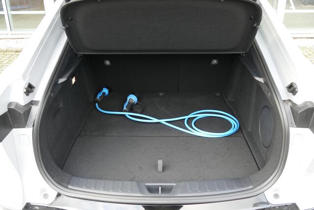 Mazda 6 6e Takumi Plus Long Range 80 kWh | Stoelkoeling | Apple-carplay | 80KWH | Rijklaarprijs