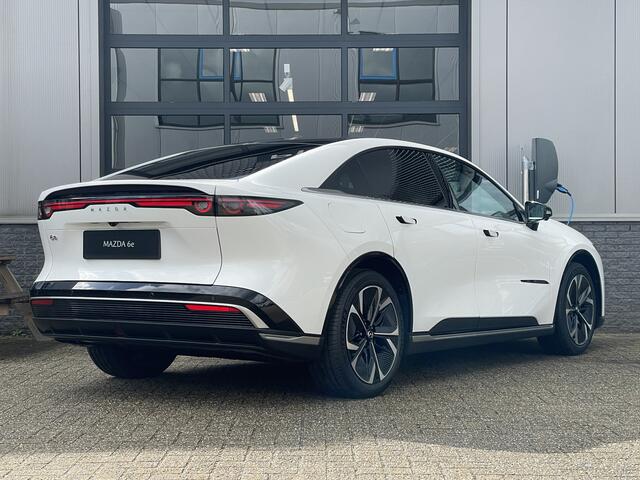 Mazda 6 6e Takumi 68.8 kWh | ZWART LEDER | 360 CAMERA | PANO | 10 YEARS DEAL: ¤3.500,- EXTRA INRUIL