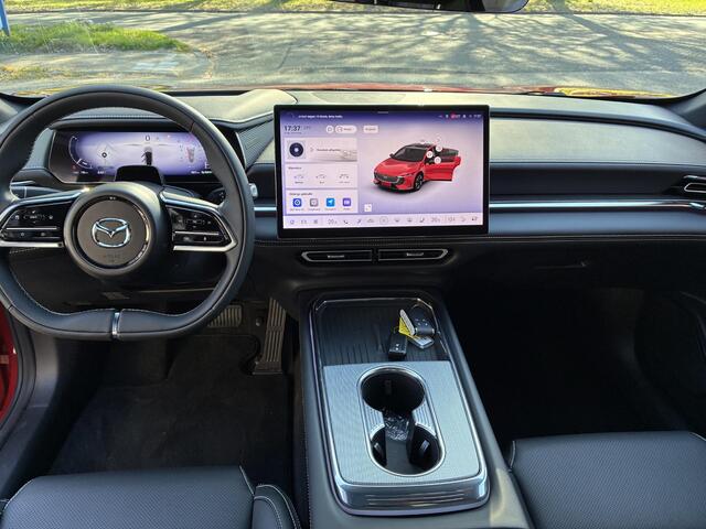 Mazda 6 6e Takumi Long Range 80 kWh | Carplay | 18% Bijtelling | Sony Premium Audio | RIJKLAARPRIJS!