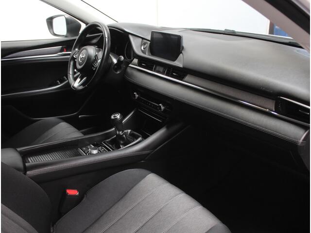 Mazda 6 Sportbreak 2.0 SkyActiv-G 165 Luxury CLIMATE | CARPLAY | LMV19 | AFNBTRHAAK | STOEL/STUURVERW | HEAD-UP | LED | ADAPCRUISE