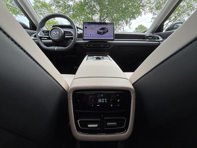 Mazda 6 6e Takumi 68.8 kWh NL- Auto, Btw, Navigatie, Apple Carplay /Android Auto. Leer pakket, Panorama dak, 360 Camera, Stoelverwarming, Stoelventilatie, Keyless, Elektr-a-klep.