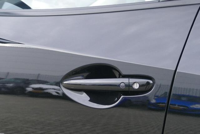 Mazda CX-3 2.0 SkyActiv-G 121 Luxury | HEAD-UP DISPLAY | CRUISE CONTROL | A CAMERA | NAVI | PARKEERSENSOREN VOOR & ACHTER | RIJKLAARPRIJS |