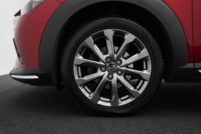 Mazda CX-3 2.0 SkyActiv-G Signature automaat met trekhaak, Apple Carplay en all-weather banden : volledig onderhouden