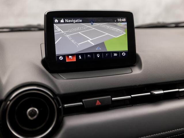 Mazda CX-3 2.0 SkyActiv-G 120 GT-M Automaat (NAVIGATIE, CLIMATE, CAMERA, LEDER, STOELVERWARMING, KEYLESS, SPORTSTOELEN, GETINT GLAS, CRUISE, NIEUWSTAAT)