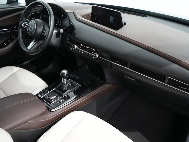 Mazda CX-30 2.0 e-SkyActiv-X M Hybrid Luxury | Trekhaak | 180pk | Bose audio | Camera | Leer | HUD |