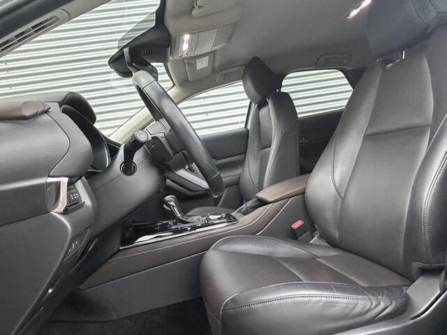 Mazda CX-30 2.0 e-SkyActiv-X M Hybrid Luxury | Camera | Leder | Dealer onderhouden |