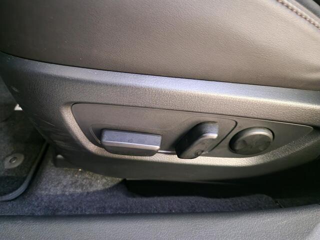 Mazda CX-30 2.0 e-SkyActiv-X M Hybrid Luxury