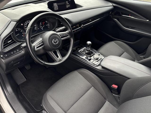 Mazda CX-30 2.0 e-SkyActiv-X M Hybrid Sportive Parkeersensoren voor- en achter | Achteruitrijcamera| Apple CarPlay & Android Auto | Bose geluidsinstallatie | Adaptieve Cruise Control