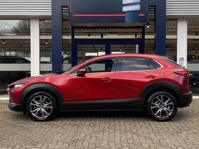 Mazda CX-30 2.0 e-SkyActiv-X M Hybrid Luxury / Automaat / NL-Auto / 1e-Eigenaar / Adaptieve Cruise-Control Stop&Go / Stoelverwarming / Stuurverwarming / Climate-Control / Apple-Carplay & Android-Auto / Head-Up-Display / DAB Radio-Bluetooth / Navi / Dodehoek-Detectie 