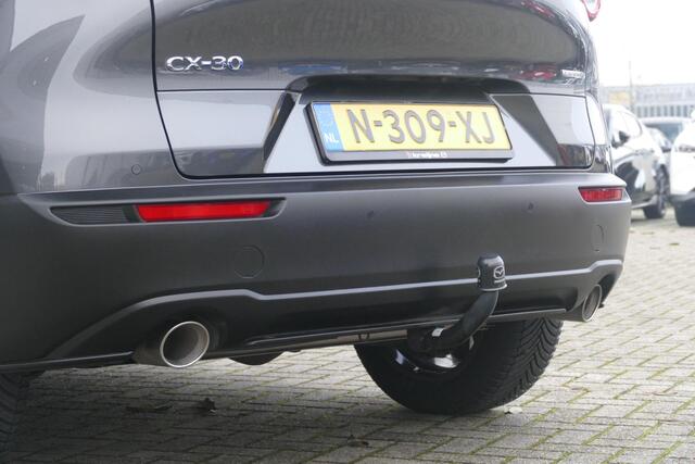 Mazda CX-30 2.0 e-SkyActiv-X M Hybrid Luxury | ALL-SEASON | TREKHAAK | PANO | BOSE | HEAD-UP | RIJKLAARPRIJS |