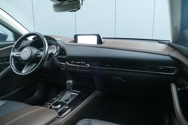 Mazda CX-30 2.0 e-SkyActiv-X M Hybrid Luxury | ALL-SEASON | TREKHAAK | PANO | BOSE | HEAD-UP | RIJKLAARPRIJS |