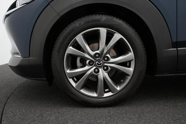 Mazda CX-30 2.0 e-SkyActiv-X Luxury i-Activsense automaat : dealer onderhouden
