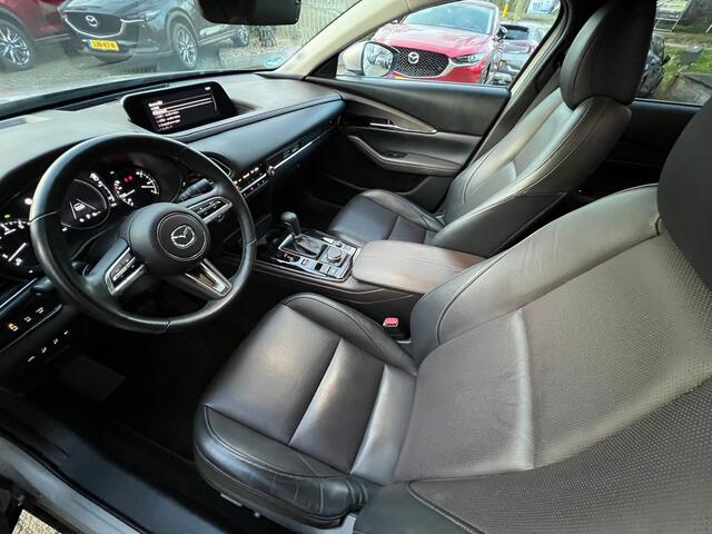 Mazda CX-30 2.0 e-SkyActiv-X M Hybrid Luxury AUTOMAAT | LEDER | Bose AUDIO | EL.A. KLEP | CAMERA | STOEL- en STUUR VERWARMING | APPLE CARPLAY | HEAD-UP DISPLAY | NED. AUTO | GARANTIE t/m 01-2029 |