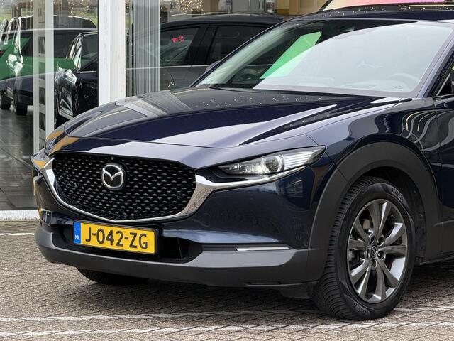 Mazda CX-30 2.0 e-SkyActiv-X M Hybrid Luxury | NAP | elektrisch glazen schuif-/kanteldak | Leer | Stoel & stuur verwarming | 360 graden camera | Bose Audio | Memory Stoelen |