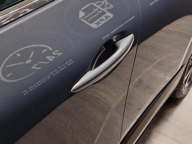 Mazda CX-30 2.0 e-SkyActiv-X M Hybrid Luxury | Apple Carplay/Android Auto | Achteruitrijcamera | Stoel/stuurverwarming | Elektrische achterklep | Afneembare trekhaak |