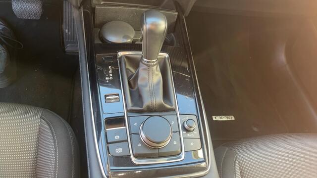 Mazda CX-30 2.0 eSA-X Sportive ,cruise, Navi, Stoelverw, trekhaak 31.000km !