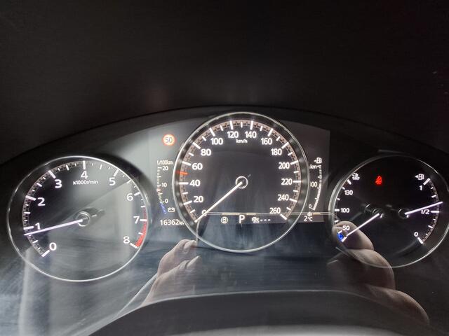 Mazda CX-30 2.0 e-SkyActiv-G M Hybrid Homura | Navigatie/Android/Apple Carplay | LM Velgen 18" | Voorstoelen Verwarmd | Cruise Control Adaptief | Kunstleren Bekleding | Airco |