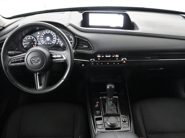 Mazda CX-30 2.0 e-SkyActiv-X M Hybrid Comfort | Stoelverwarming | Head-Up | Camera | Carplay | Adaptive cruise | Navigatie | Stuurverwarming | 18'' | Keyless | Full LED | Climate control