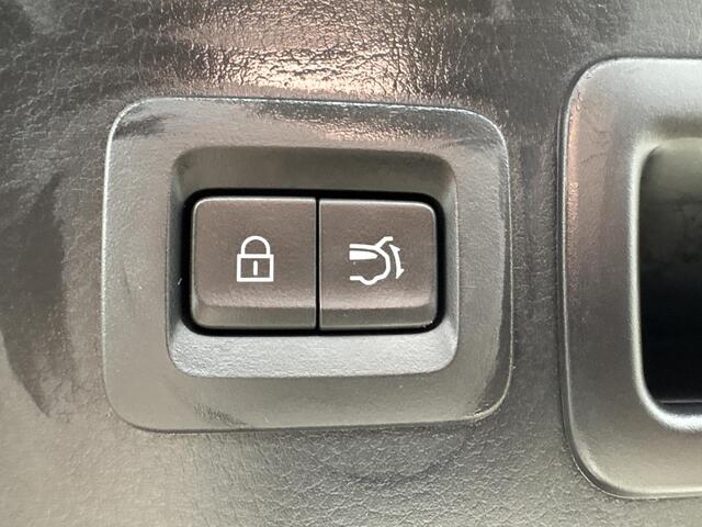 Mazda CX-30 2.0 e-SkyActiv-X M Hybrid Comfort NL auto / 1e Eig / Dealer OH / Leder pakket