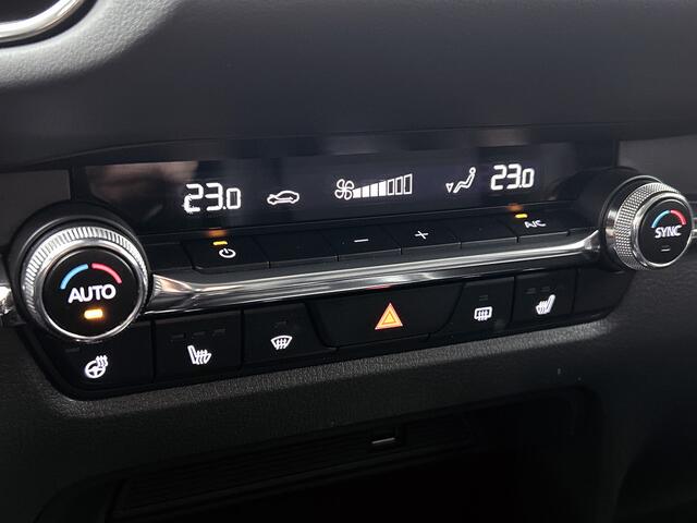 Mazda CX-30 2.0 e-SkyActiv-X M Hybrid Luxury / Camera / Leder int. / Adaptieve cruise / Bose sound