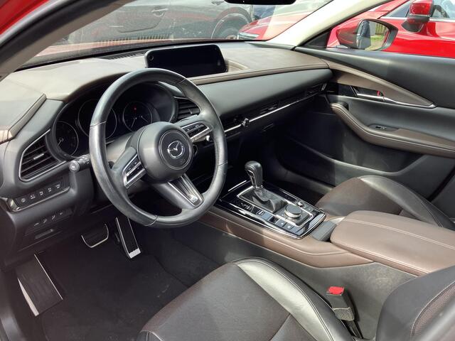 Mazda CX-30 2.0 e-SkyActiv-X 180 M Hybrid Luxury , Automaat, i-Activesense Pack, Leder, Stuur/Stoelverwarming, Bose, Adap.Cruise, 360 Camera, Apple Carplay, Android Auto, LMV 18 Inch, HUD, PDC, LKA, BSM