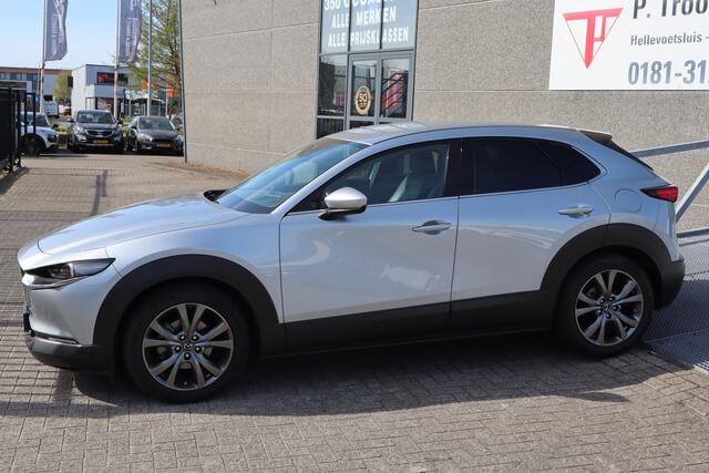 Mazda CX-30 2.0 SkyActiv-X Luxury Navigatie/Achteruitrijcamera/Bose/Trekhaak/Keyless Entry/Head-Up-Display/Leder&Stoelverwarning/Sensoren V&A/Climate&Cruisecontrol/Bleutooth met Spraakbediening/18 Inch Lmv