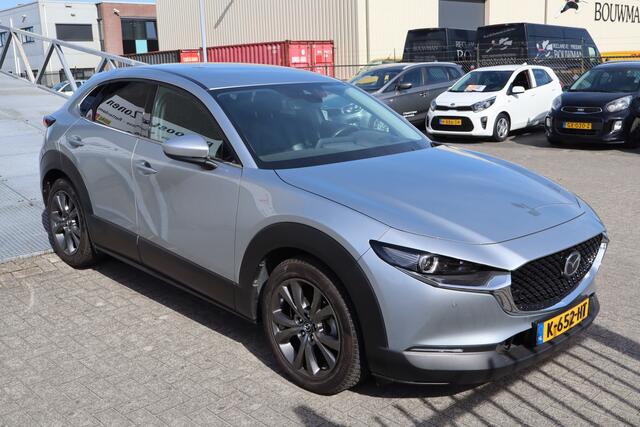 Mazda CX-30 2.0 SkyActiv-X Luxury Navigatie/Achteruitrijcamera/Bose/Trekhaak/Keyless Entry/Head-Up-Display/Leder&Stoelverwarning/Sensoren V&A/Climate&Cruisecontrol/Bleutooth met Spraakbediening/18 Inch Lmv