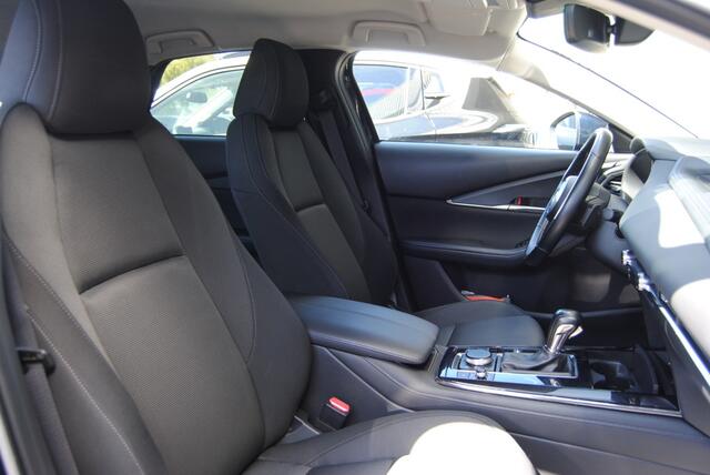 Mazda CX-30 2.0 eSA-X Sportive | Trekhaak | Carplay | Automaat | Stoelverwar