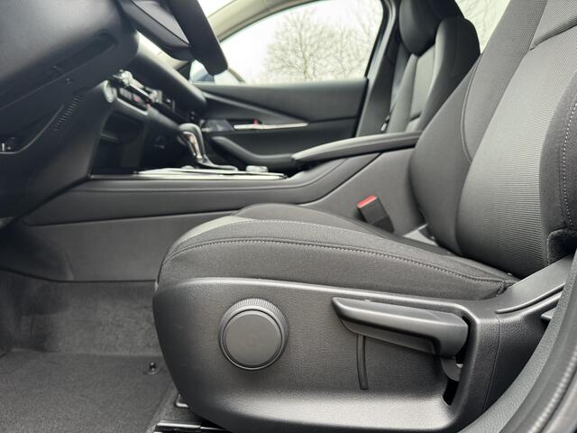 Mazda CX-30 2.5 e-SkyActiv-G M Hybrid Exclusive-line Business | Bose | 360 camera | Full adaptive LED | Elektrische achterklep | Stoel en stuurverwarming | Navigatie | Adaptieve cruise control | Draadloze applecarplay android auto |