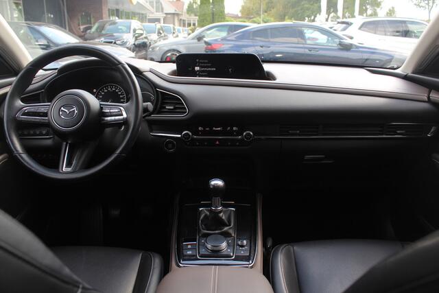 Mazda CX-30 2.0 e-SkyActiv-X M Hybrid Luxury / Trekhaak / Schuifdak / 360Camera / Head-up / Leder / 18'' / Navigatie / Stoelverwarming / DAB / ACC