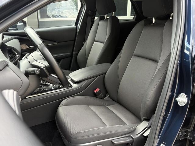 Mazda CX-30 2.0 e-SkyActiv-X M Hybrid Luxury Automaat | Navi | Adaptieve Cruise | Bose | Camera | Carplay/Android | HUD | All Season | Interesse? Bel of App naar: 06 30 51 05 90