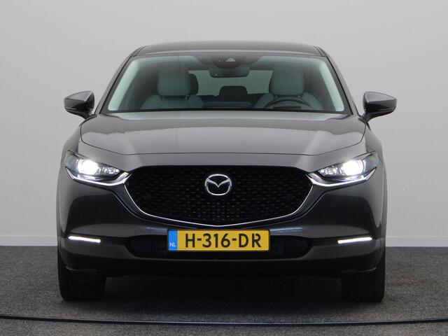 Mazda CX-30 2.0 e-SkyActiv-X M Hybrid Luxury | Trekhaak | Head-up display | elektrische verstelbare stoelen | Stoel-stuurverwarming