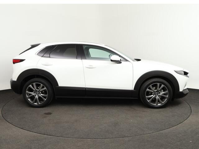 Mazda CX-30 2.0 eSA-X LUXURY LEER NAVI 18"LMV CAMERA