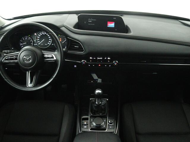 Mazda CX-30 2.0 e-SkyActiv-G M Hybrid Homura | Trekhaak | Stoelverwarming | Navigatie | Camera | Parkeersensoren | Apple Carplay/Android Auto | Onderweg-naar-dealer