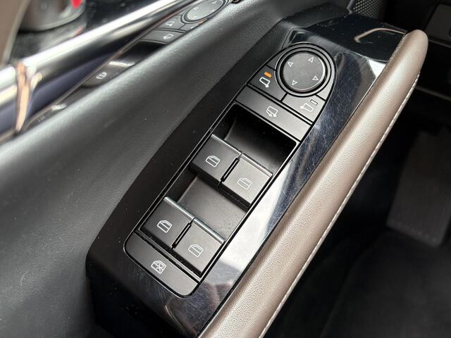 Mazda CX-30 2.0 e-SkyActiv-X M Hybrid Luxury Dealer onderhouden / 1e eigenaar / BTW auto