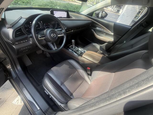 Mazda CX-30 2.0 e-SkyActiv-X M Hybrid Luxury Automaat | 186 PK | Trekhaak | Ned. auto | dealer onderhouden