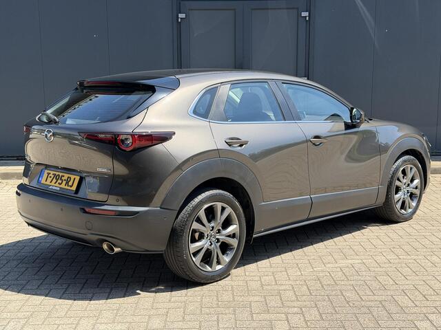 Mazda CX-30 2.0 e-SkyActiv-X M Hybrid Luxury Head Up Display / Memory Seats / Stuurwielverwarming / Stoelverwarming / 360 Graden Camera / Elektrische Achterklep / Incl Winterset