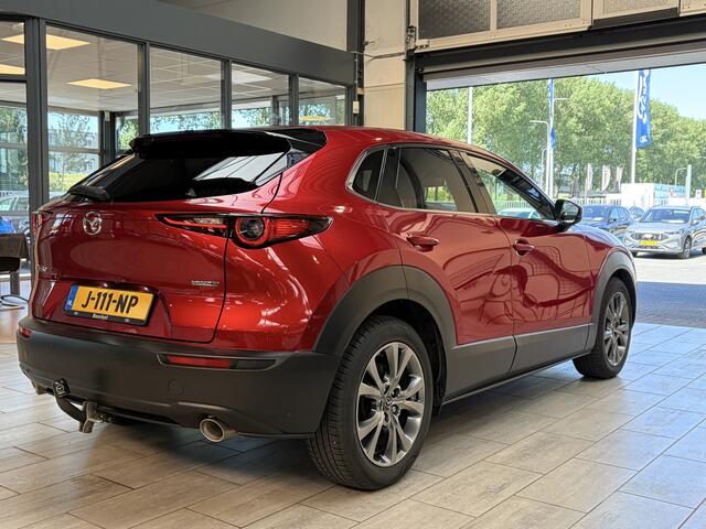 Mazda CX-30 2.0 e-SkyActiv-X M 180 pk Hybrid Luxury | Trekhaak | Camera | Leer | El. verst. stoel + geh. | Bose | Adapt. cruise | stoel+stuurverw.