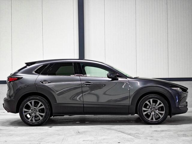 Mazda CX-30 2.0 e-SkyActiv-X M Hybrid Luxury | Trekhaak | BOSE | HUD | Topview | Winter | Nw banden + beurt |