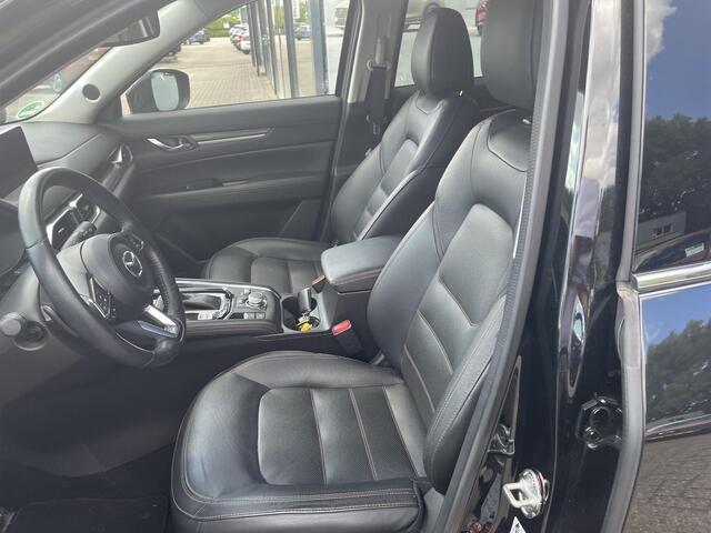 Mazda CX-5 2.5 4WD SkyActiv-G 194 Luxury , Automaat, Trekhaak, AWD, 360 Camera, Adap. Cruise, HUD, Bose, Clima, Stoelverwarming, Stoelverkoeling, Stuurverwarming, LMV 19 Inch, Navi, Apple Carplay, LKA, Elektrische achterklep