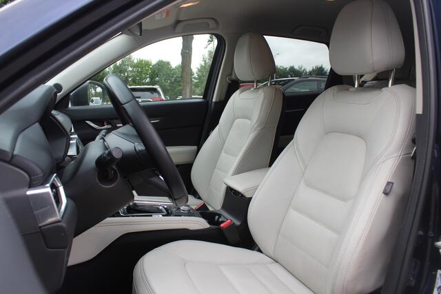 Mazda CX-5 2.0 SkyActiv-G 165 Luxury / Trekhaak / 360Camera / Head-up / Leder / Keyless / 19'' / Navigatie / Bose / Dodehoek / Stuur+Stoelverwarming / Adaptief Cruise Control