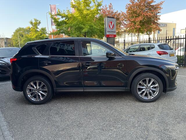 Mazda CX-5 2.0 SkyActiv-G 165 Luxury // FULL LED // 360 CAMERA+SENSOREN // HUD DISPLAY // DODEHOEK // NAVI // STUUR+STOELVERWARMING // ELEK. ACHTERKLEP //