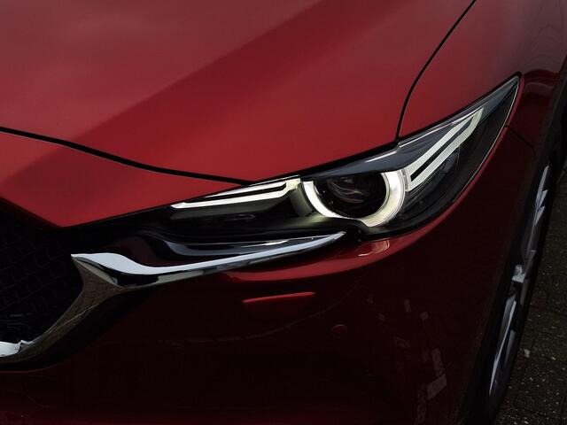 Mazda CX-5 2.5 4WD SkyActiv-G 194 Luxury | Dealeronderhouden | Trekhaak | Apple Carplay/Android Auto | Stoelverwarming/verkoeling | Elektrische verstelbare stoelen met geheugen | Bose Premium soundsysteem | Elektrische achterklep | 360 graden camera | Climate contro