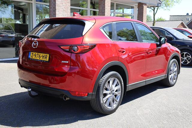 Mazda CX-5 2.0 SkyActiv-G 165 Sport Selected HUD CAMERA TREKHAAK 19"LMV ELEK.KLEP CARPLAY DAB STUUR/STOELVERWARMING 2xPDC