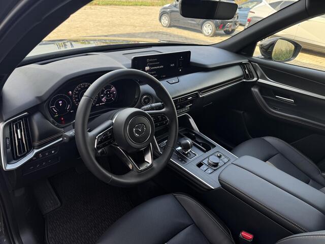 Mazda CX-60 2.5 e-SkyActiv PHEV Homura Business Edition | Stoelverwarming/verkoeling | Adaptive cruisecontrol | Lederen bekleding | Elektrische stoelen met geheugenfunctie | Stuurwiel elektrisch verstelbaar |360* camera | Elektronische achterklep |