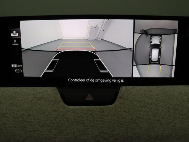 Mazda CX-60 2.5 e-SkyActiv PHEV Takumi 330pk Head-Up | 360° Camera | Stoel-/stuur-/voorruitverw. | Trekhaak uitklapbaar