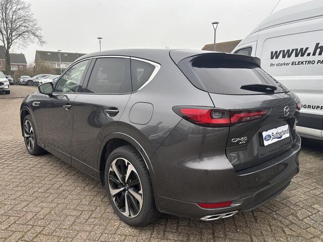 Mazda CX-60 2.5 e-SkyActiv PHEV Takumi | Panoramadak / Kanteldak (Glas) | 360 graden camera | Achteruitrijcamera | Stoelverwarming | Adaptieve Cruise Control