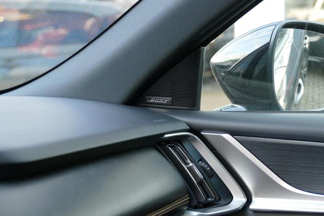 Mazda CX-60 2.5 e-SkyActiv PHEV Homura Business Edition | Voorraad auto | Snel rijden | Foto's ter illustratie |